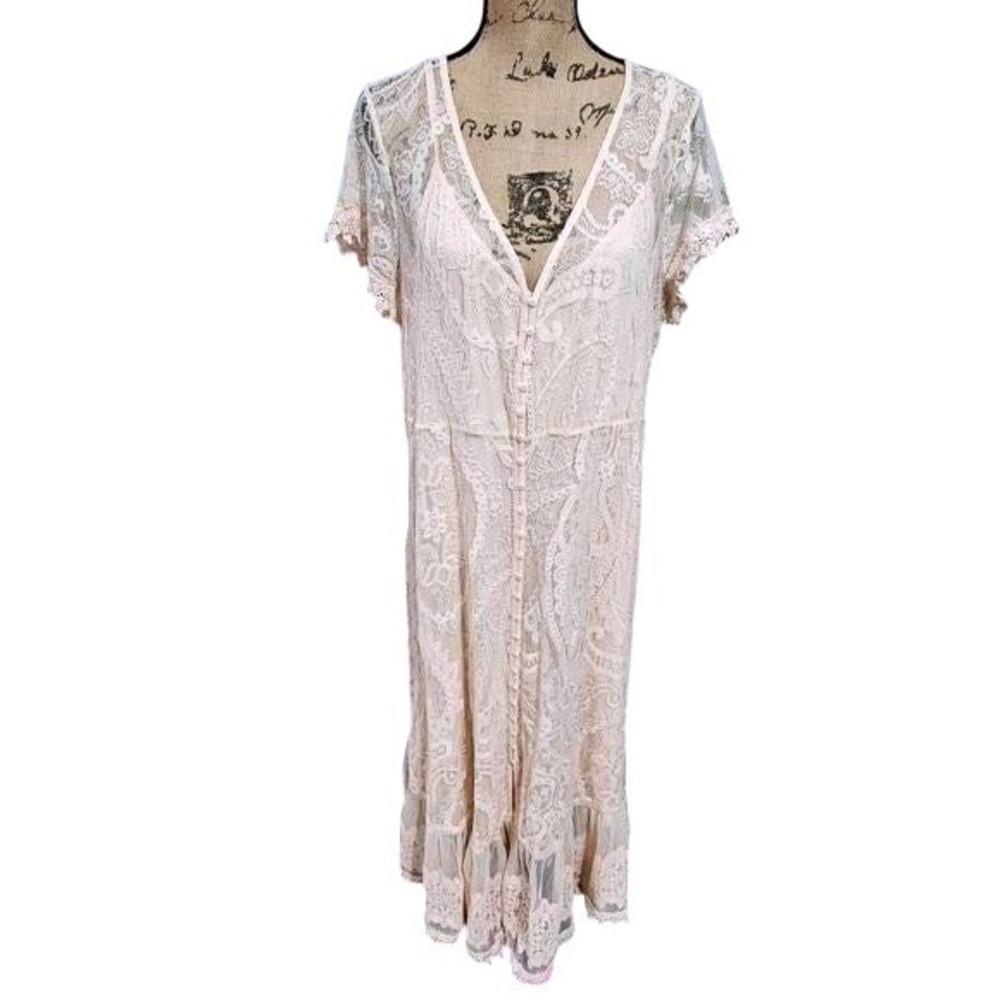 torrid Blush Pink Lace Maxi Dress - Picture 3 of 12